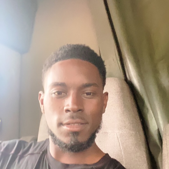 Meet your Posher, Raphael - Picture 1 of 1